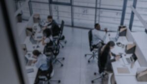 Pros and Cons of Onshore and Offshore Development: Choosing the Right Model for Your Business Growth